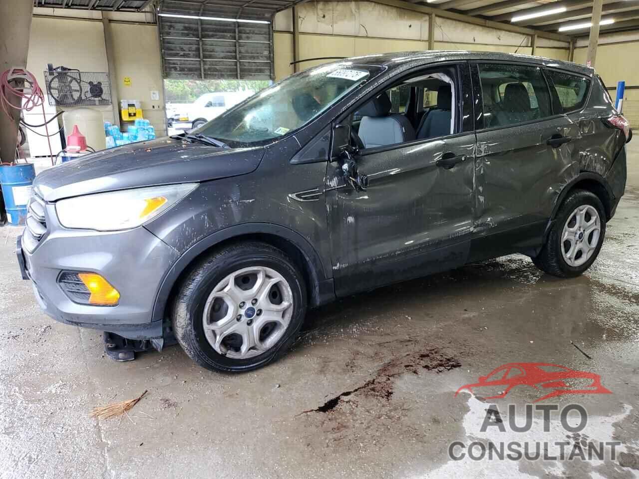 FORD ESCAPE 2017 - 1FMCU0F79HUC31839