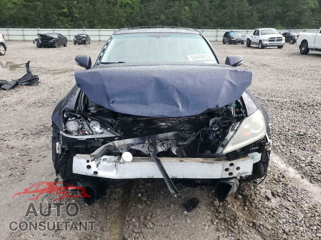 LEXUS IS 2012 - JTHCF5C26C2035865