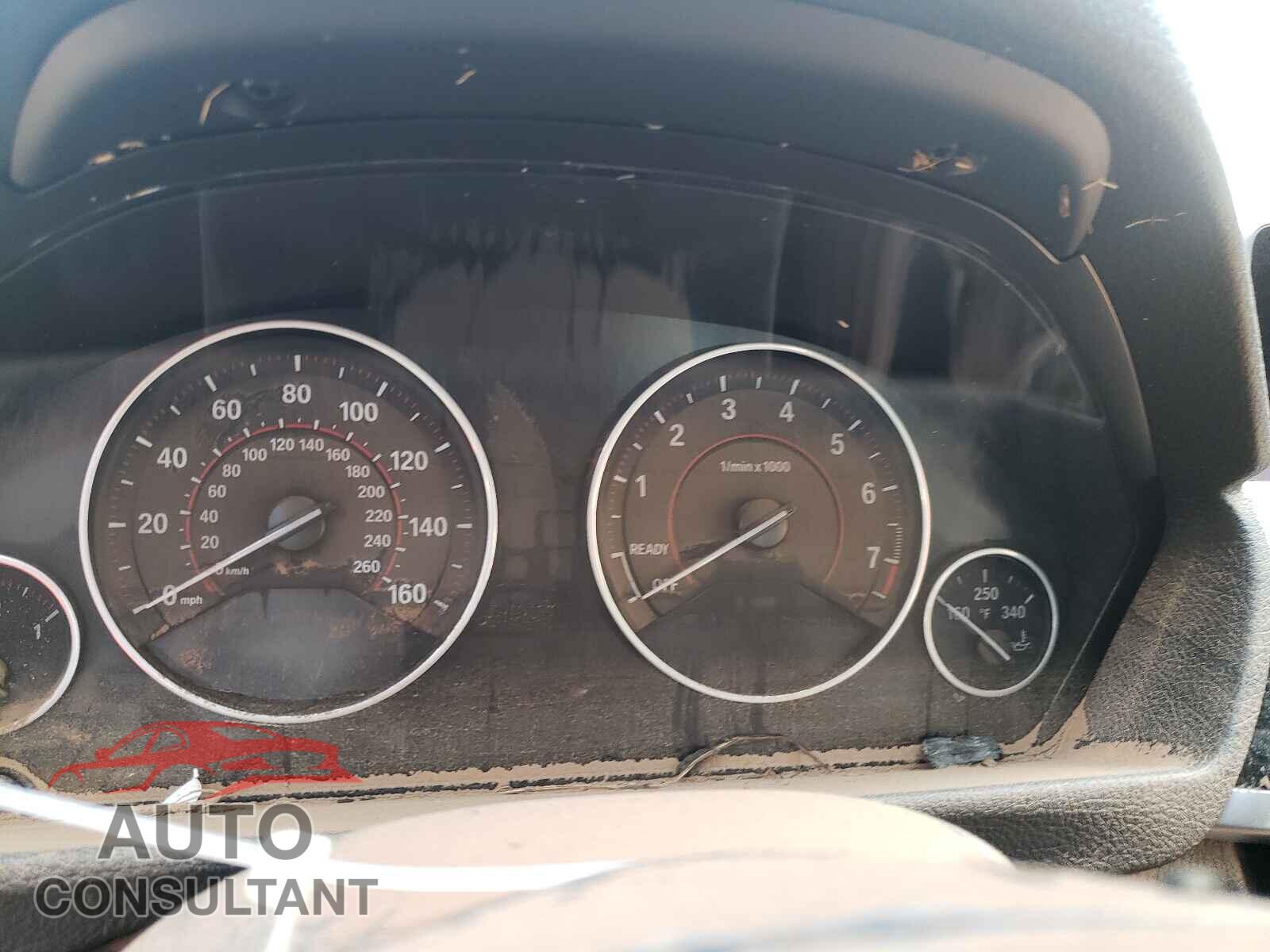 BMW 3 SERIES 2016 - WBA8E3G50GNU01520
