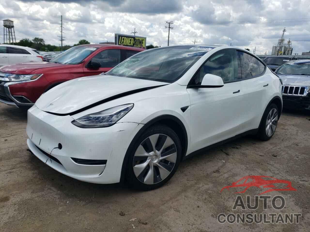 TESLA MODEL Y 2021 - 5YJYGDEE6MF131581