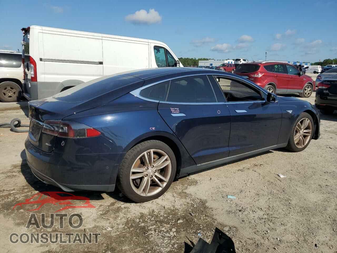 TESLA MODEL S 2015 - 5YJSA1H20FF084302