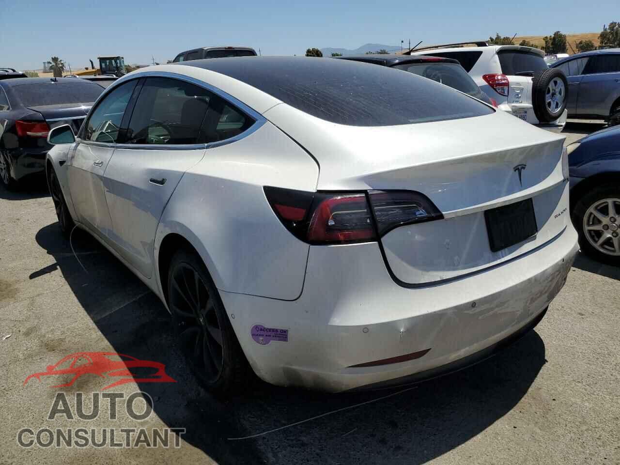 TESLA MODEL 3 2019 - 5YJ3E1EB7KF213014