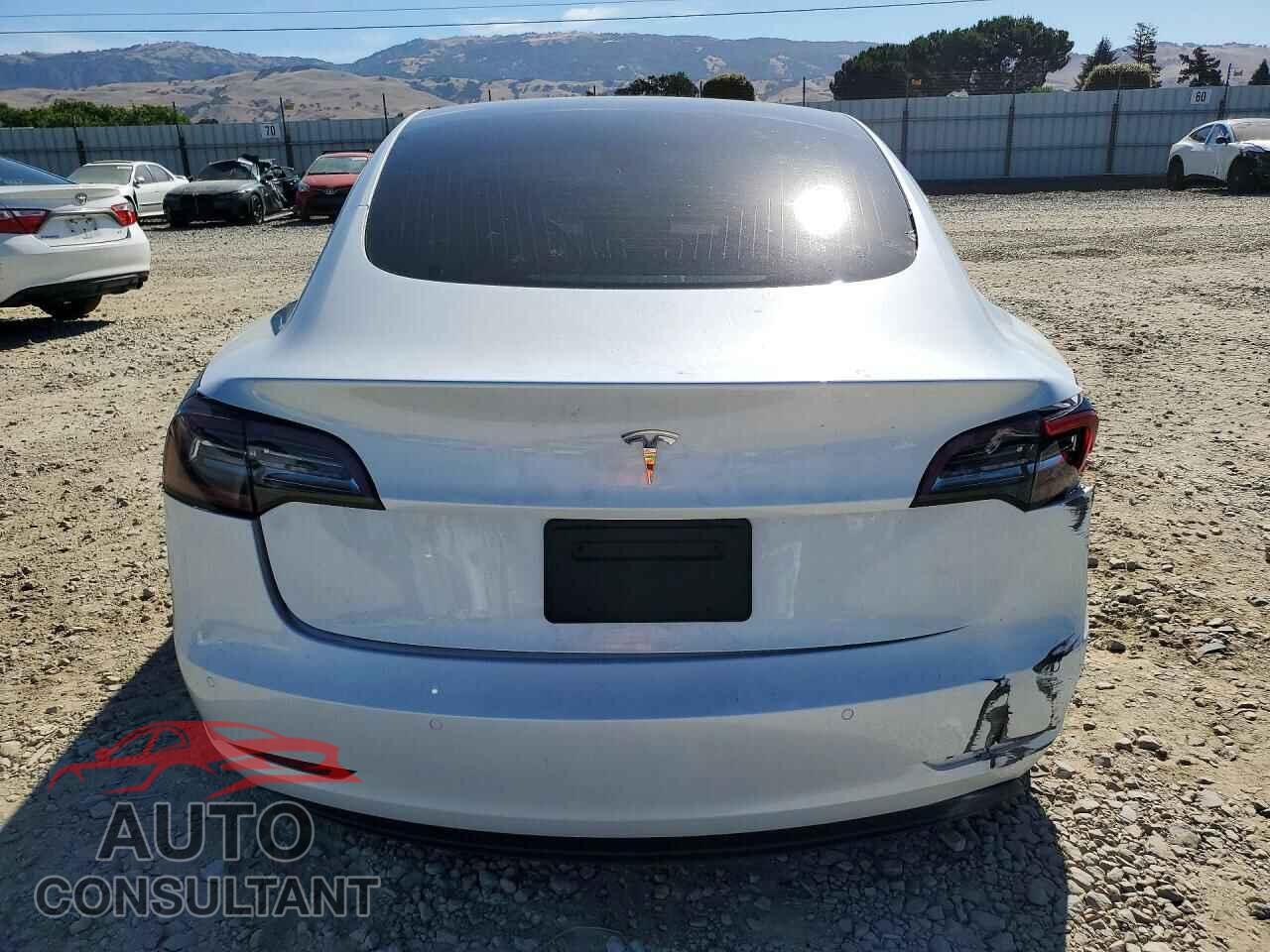 TESLA MODEL 3 2020 - 5YJ3E1EA6LF661575