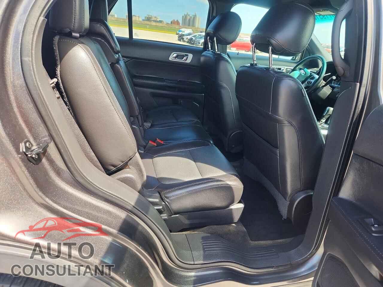 FORD EXPLORER 2015 - 1FM5K8F81FGA51241