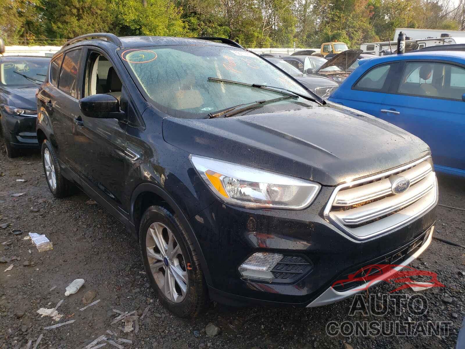 FORD ESCAPE 2018 - 1FMCU9GD2JUA47342