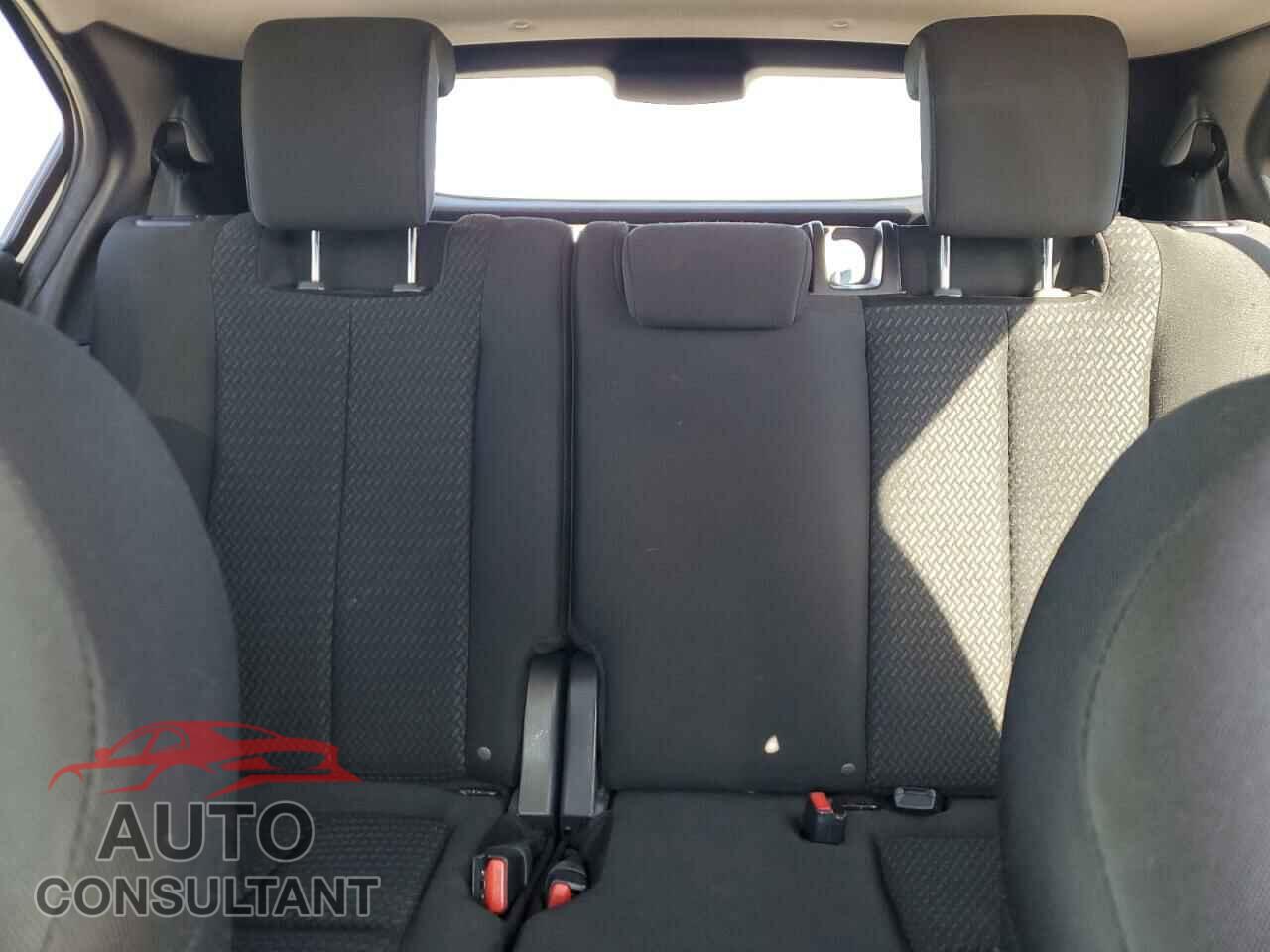 MITSUBISHI ECLIPSE 2019 - JA4AT4AA8KZ024100