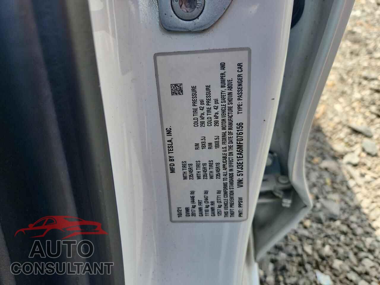 TESLA MODEL 3 2021 - 5YJ3E1EA6MF076156