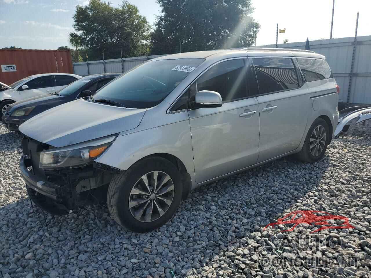 KIA All Models 2018 - KNDMC5C17J6363727
