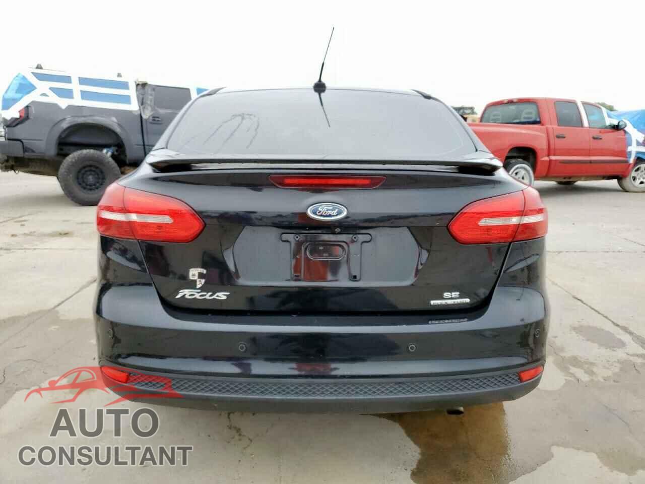 FORD FOCUS 2015 - 1FADP3F29FL357021