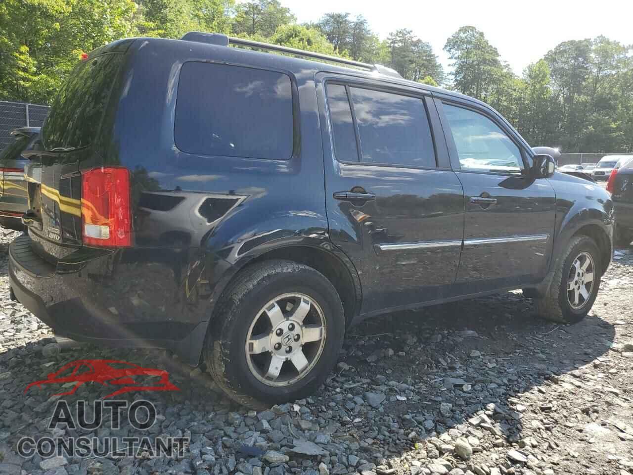 HONDA PILOT 2011 - 5FNYF4H95BB016968