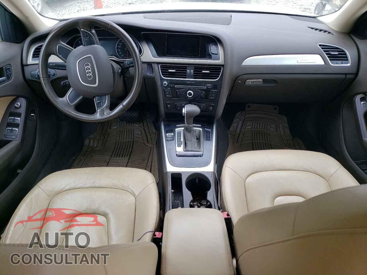 AUDI A4 2013 - WAUBFAFL7DN047739