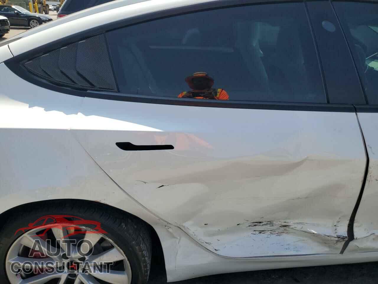 TESLA MODEL 3 2021 - 5YJ3E1EB7MF093184