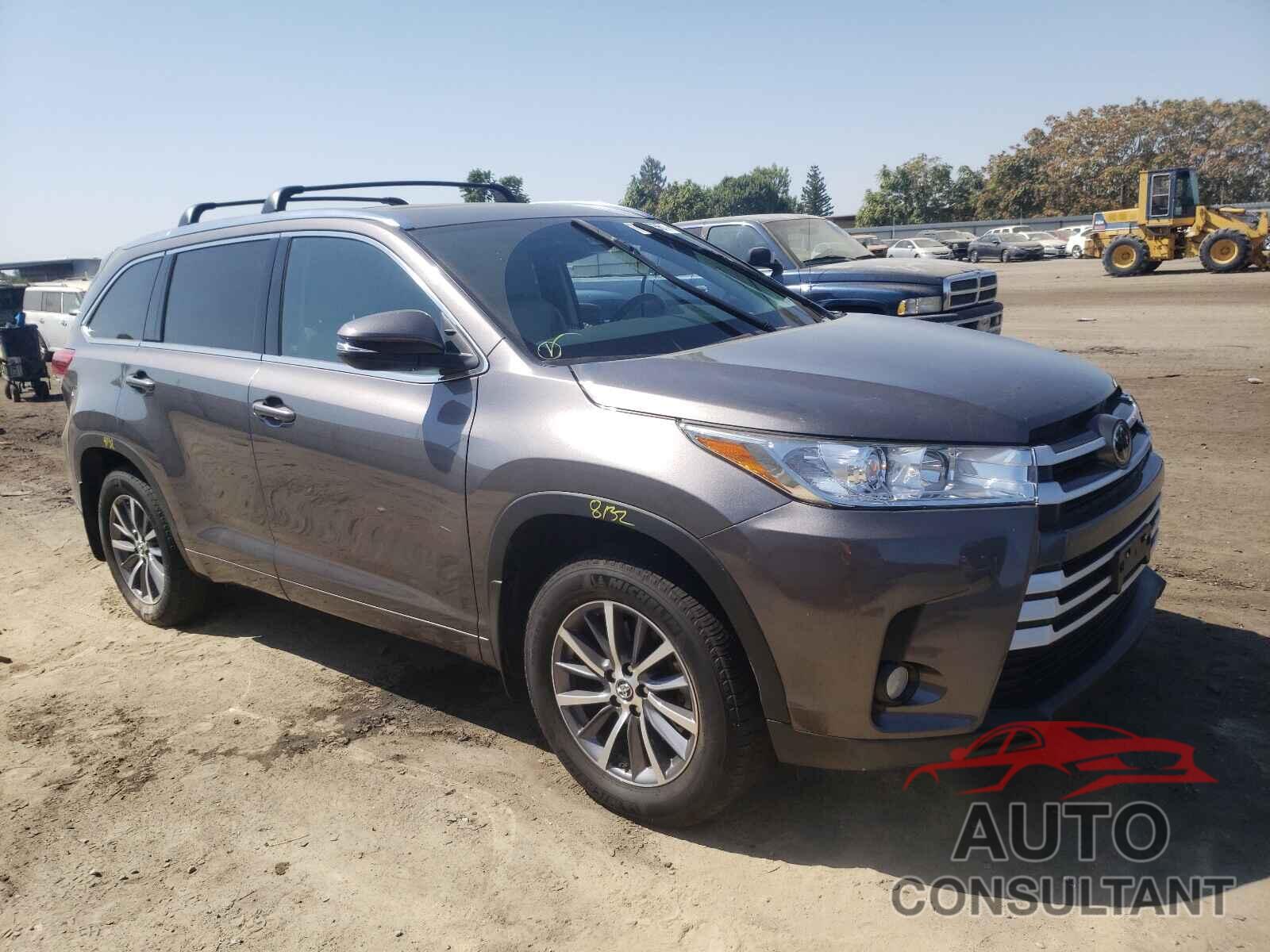 TOYOTA HIGHLANDER 2017 - 5TDJZRFH7HS430421