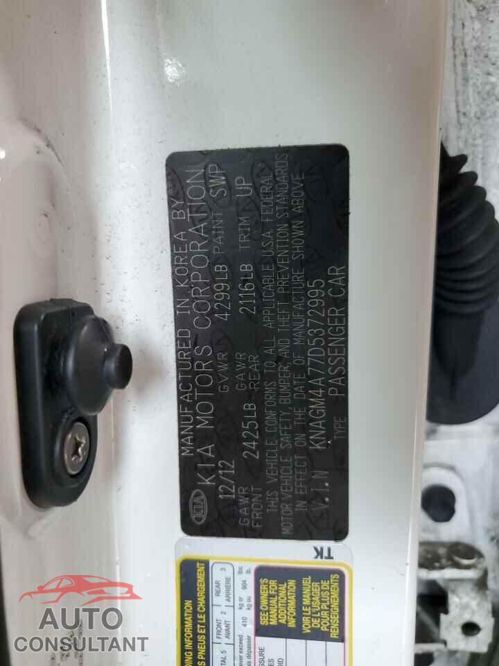 KIA OPTIMA 2013 - KNAGM4A77D5372995