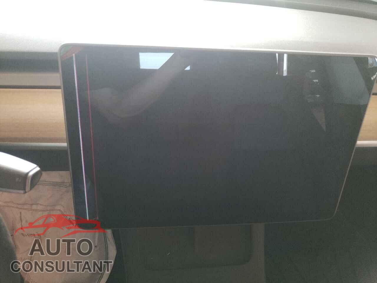 TESLA MODEL 3 2022 - 5YJ3E1EA1NF190227