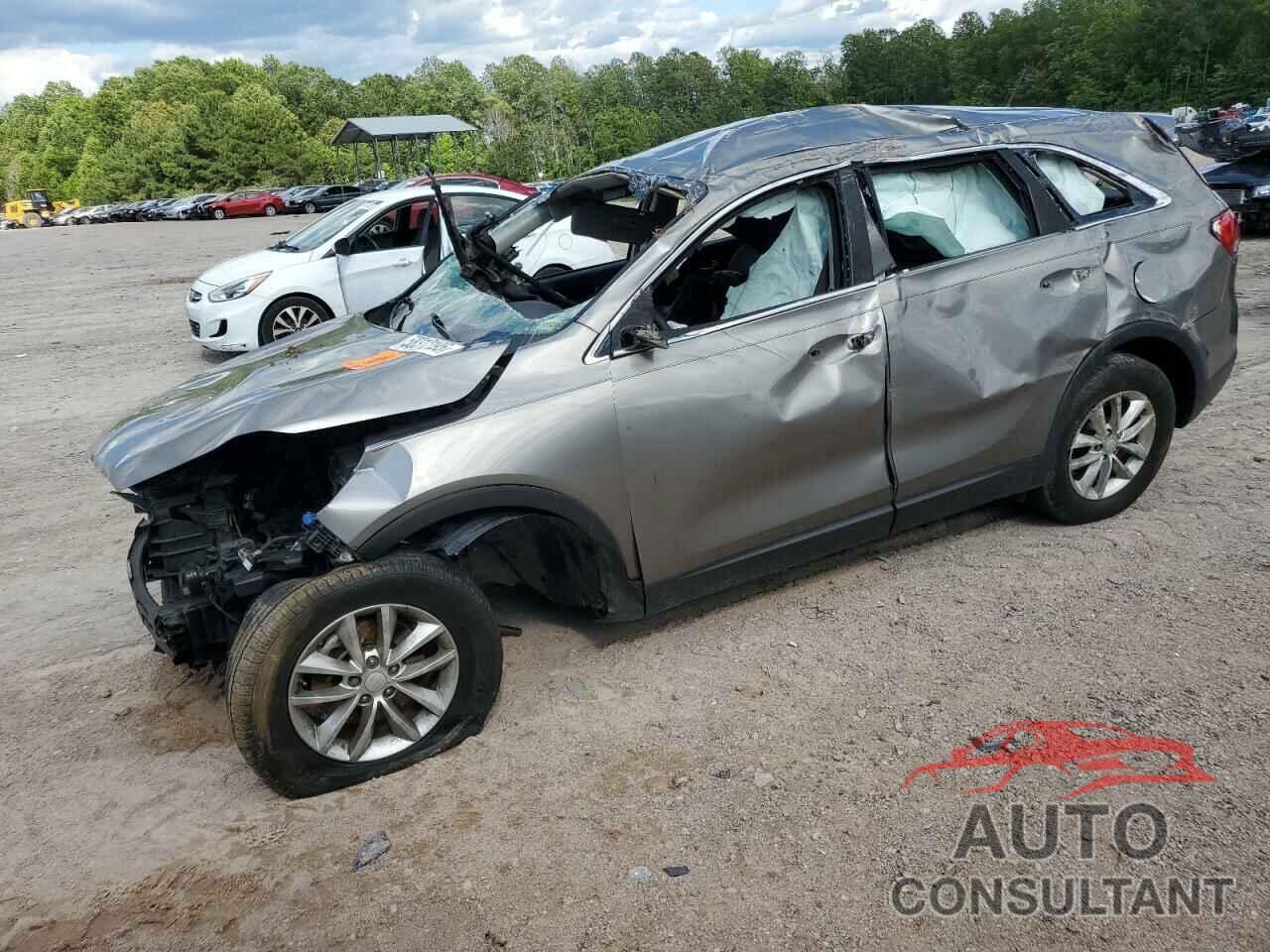 KIA SORENTO 2017 - 5XYPG4A35HG265321