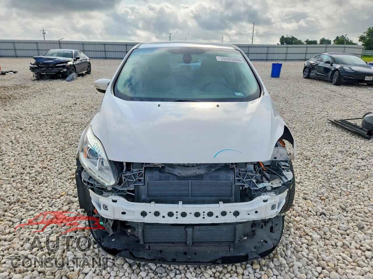 FORD CMAX 2017 - 1FADP5FU9HL107875