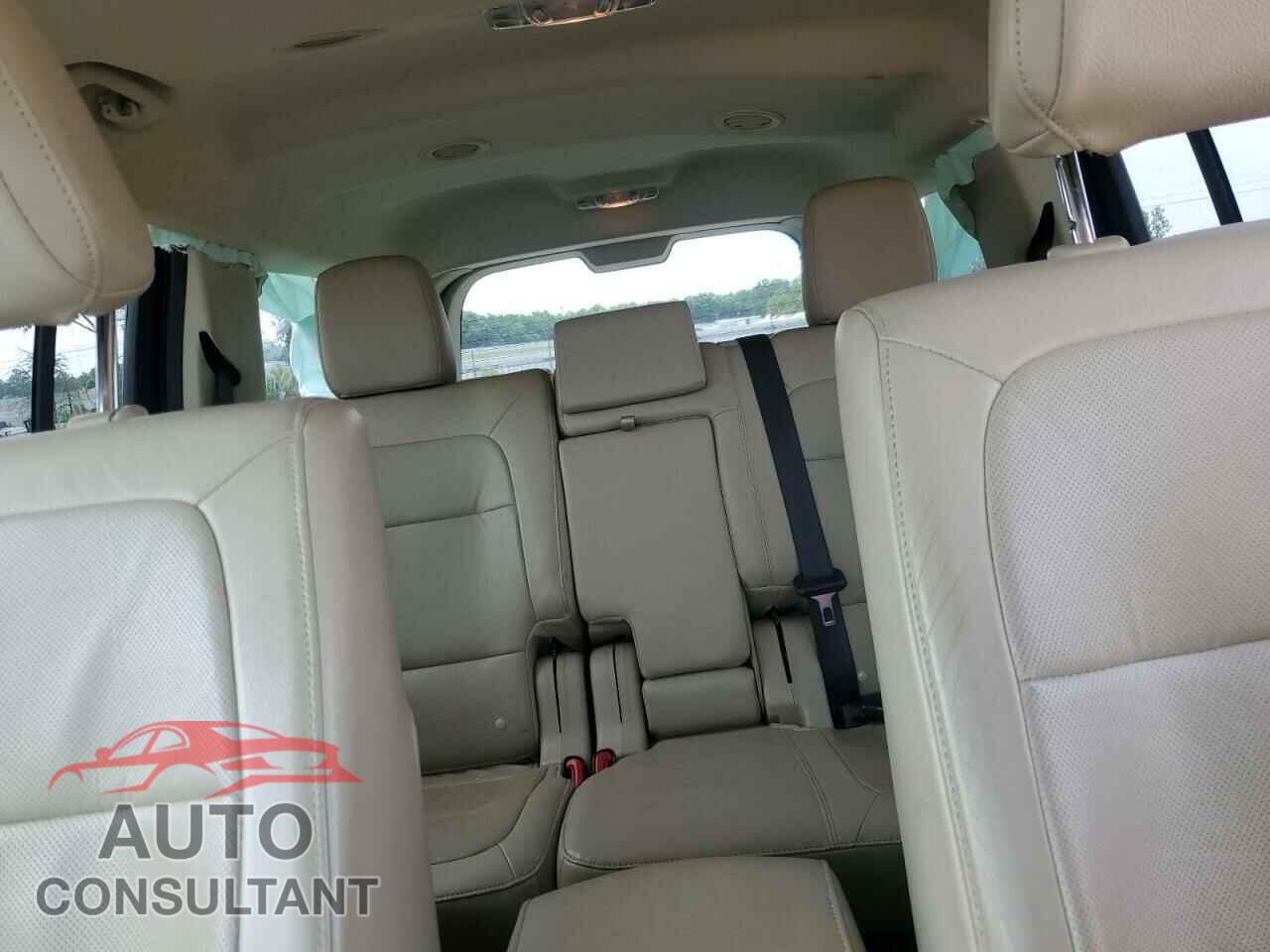FORD FLEX 2017 - 2FMGK5D81HBA00570