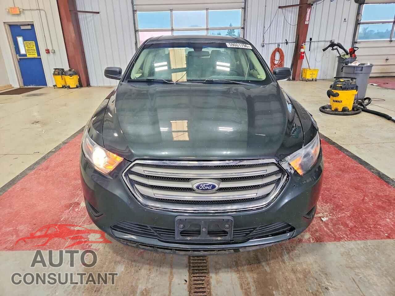 FORD TAURUS 2016 - 1FAHP2D85GG104016