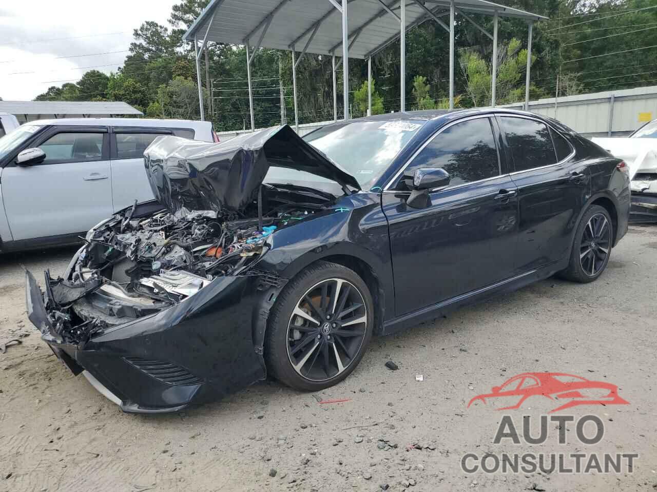 TOYOTA CAMRY 2018 - 4T1B61HK7JU556329