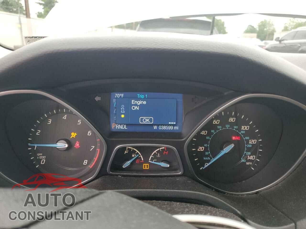 FORD FOCUS 2014 - 1FADP3E2XEL274407