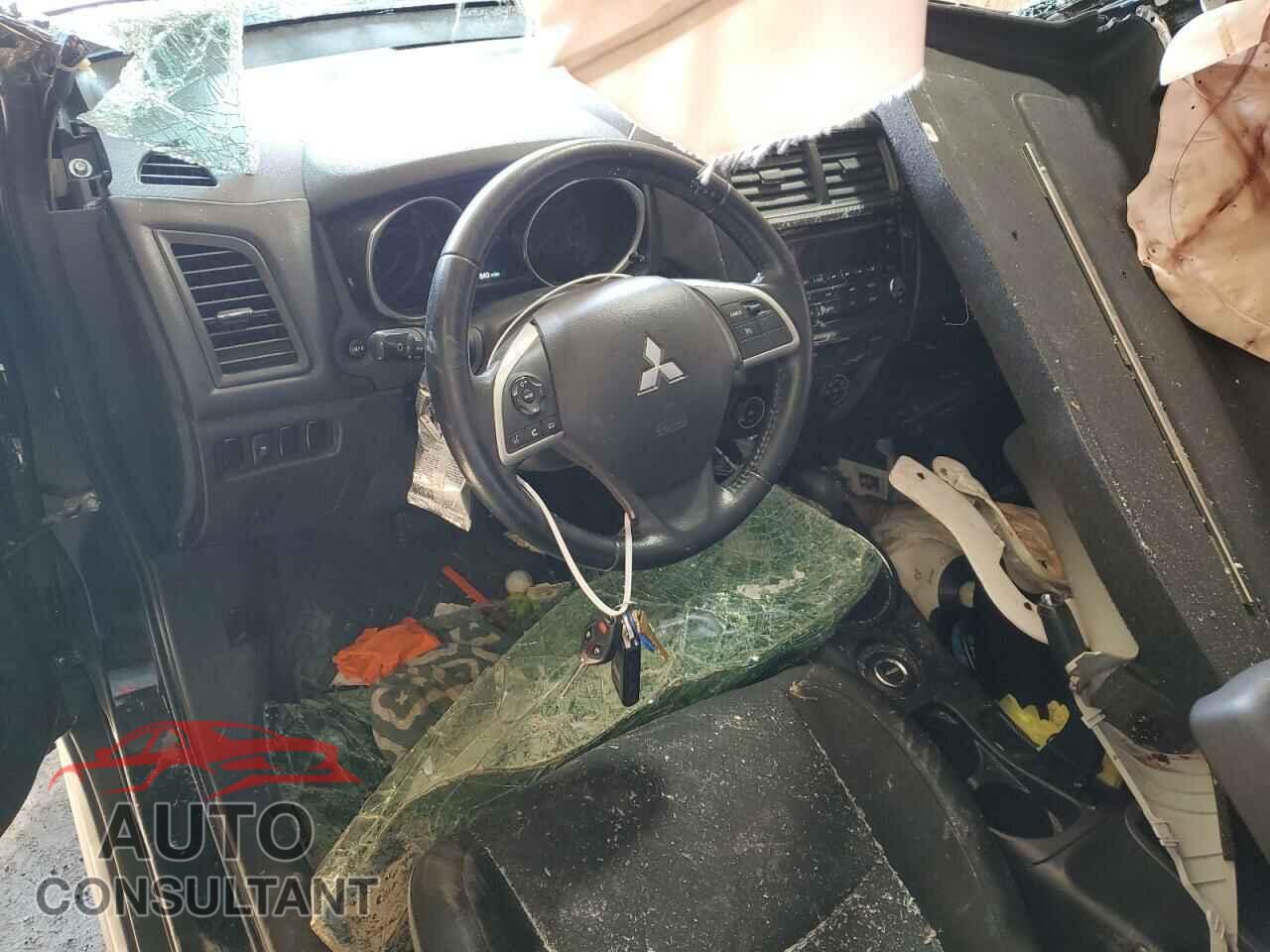 MITSUBISHI OUTLANDER 2015 - 4A4AR3AWXFE044249