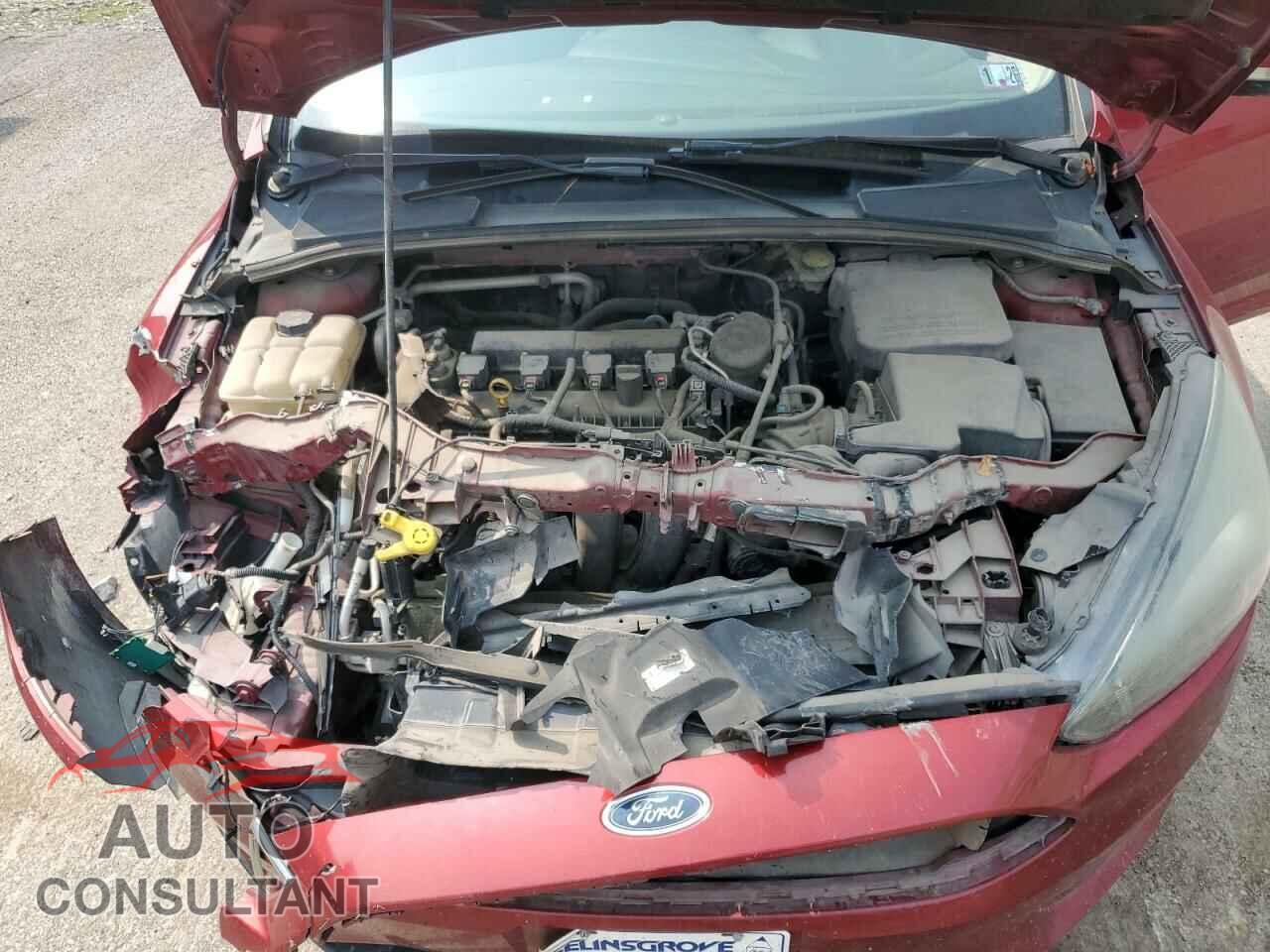 FORD FOCUS 2015 - 1FADP3F21FL213883