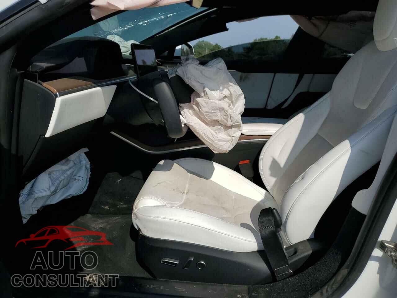 TESLA MODEL S 2022 - 5YJSA1E56NF492364