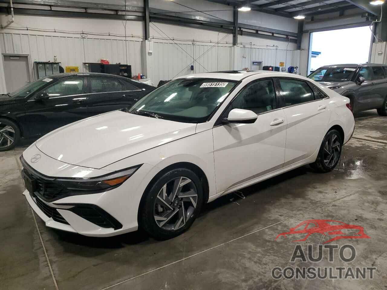 HYUNDAI ELANTRA 2025 - KMHLS4DG7SU909317