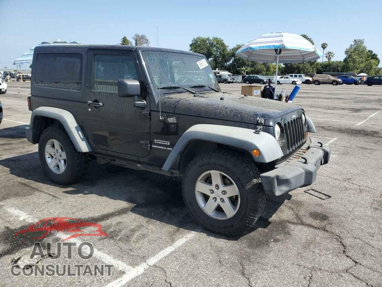 JEEP WRANGLER 2011 - 1J4AA2D11BL594965