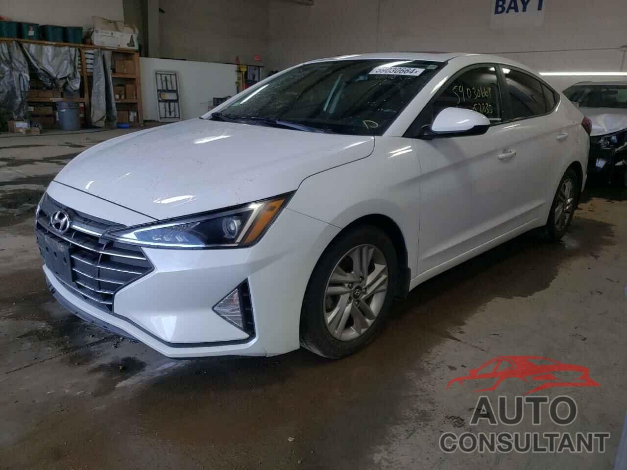 HYUNDAI ELANTRA 2019 - 5NPD84LF5KH422143