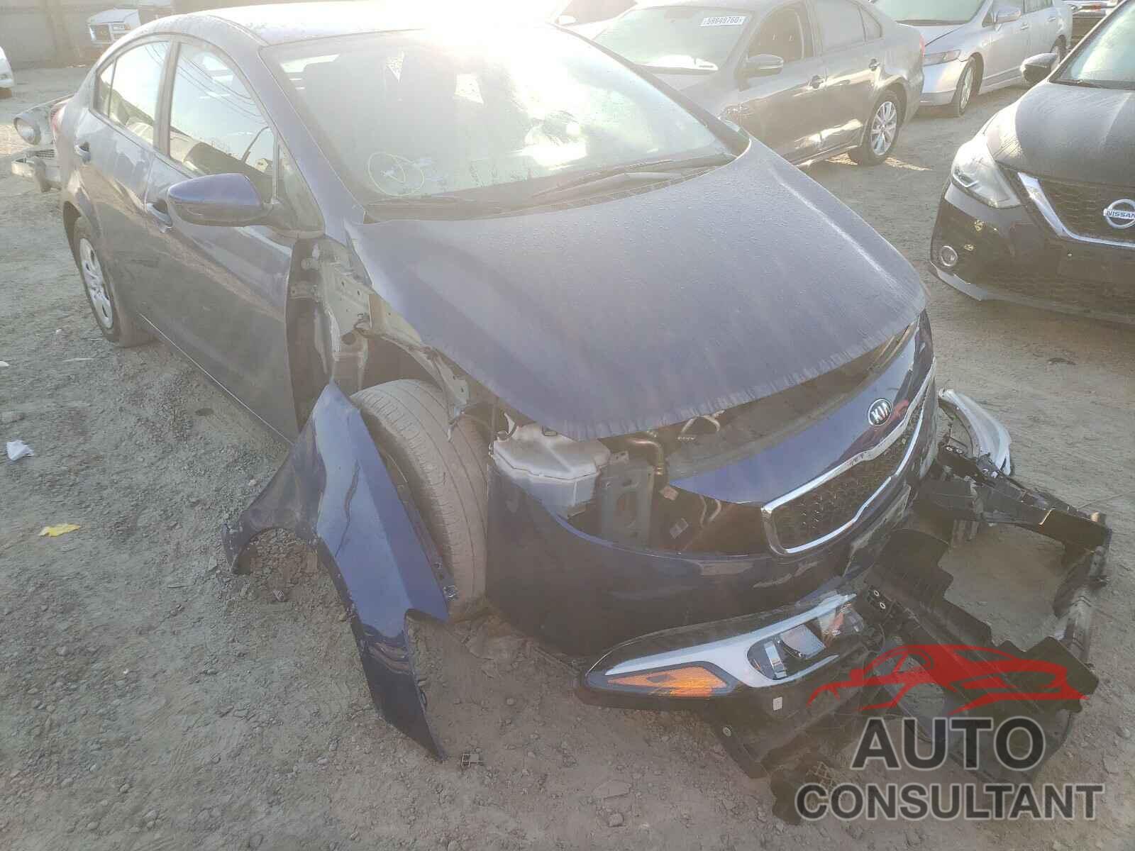 KIA FORTE 2018 - 3KPFK4A76JE168158