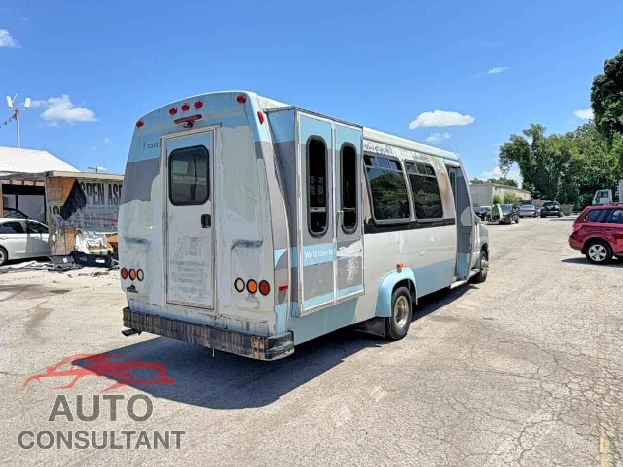 FORD ECONOLINE 2010 - 1FDXE4FSXADA45159