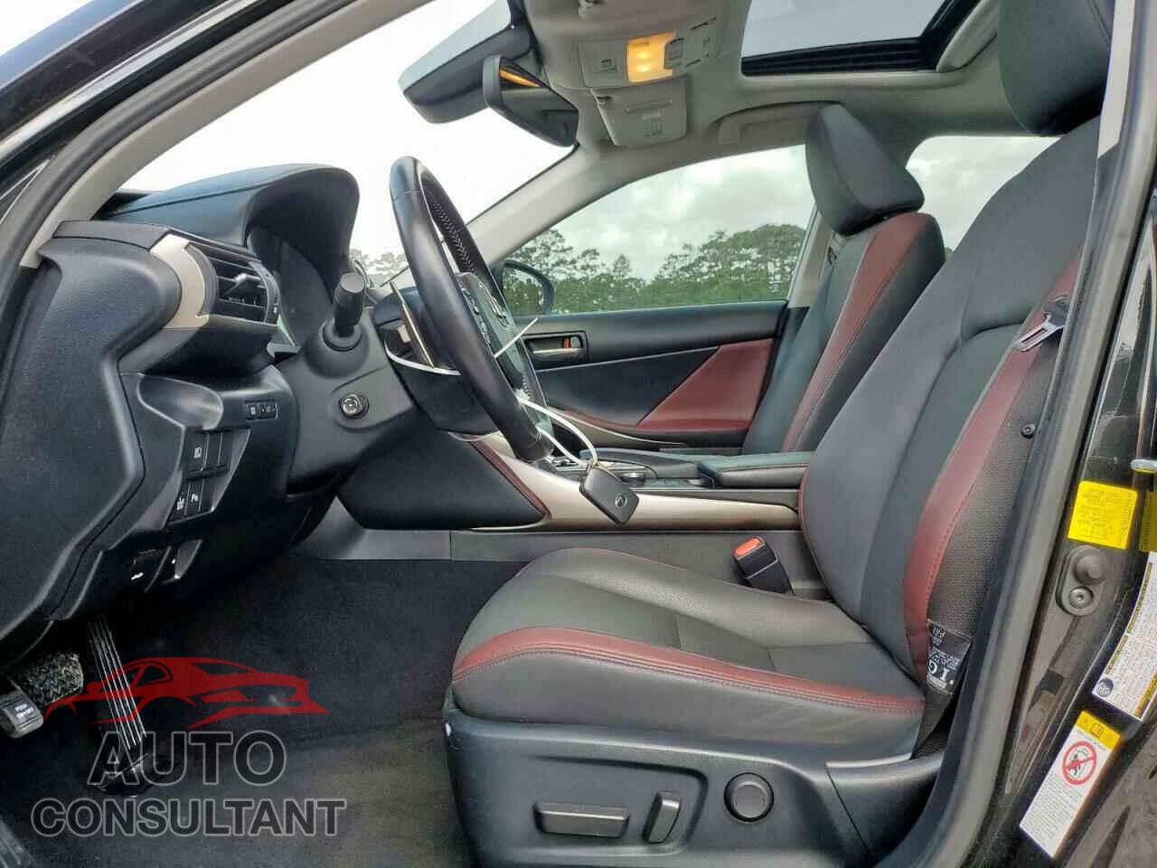 LEXUS IS 2019 - JTHBA1D24K5089471