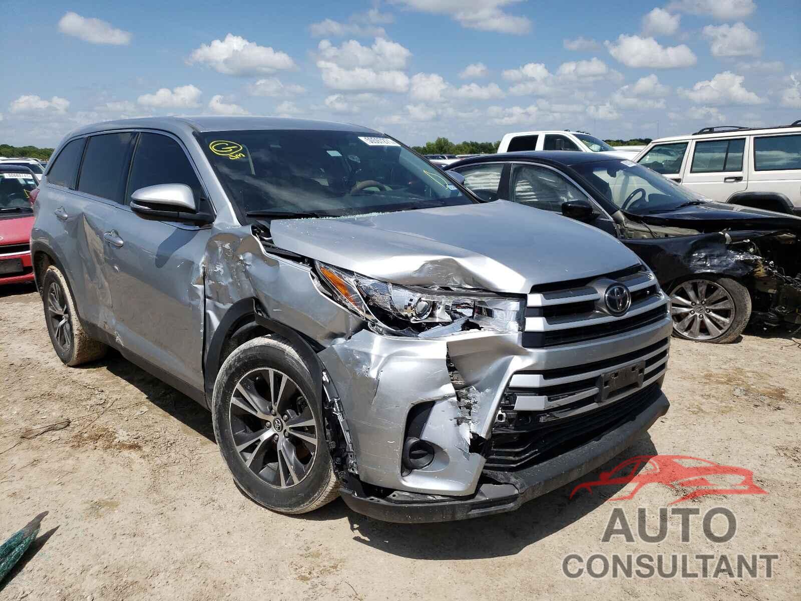 TOYOTA HIGHLANDER 2019 - 5TDZARFHXKS056419
