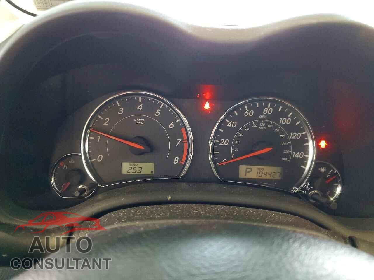 TOYOTA COROLLA 2013 - 2T1BU4EE2DC124145