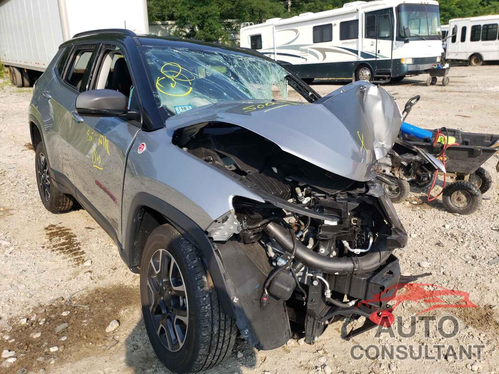 JEEP COMPASS 2019 - 3C4NJDDB8KT667880