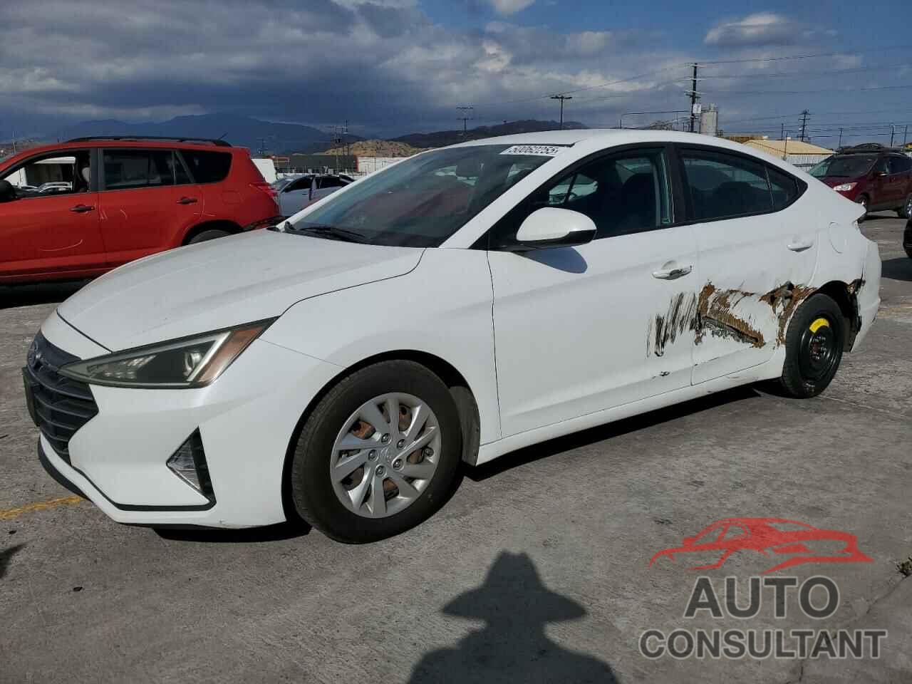 HYUNDAI ELANTRA 2020 - 5NPD74LF7LH600381