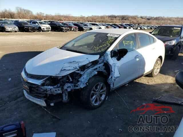 CHEVROLET CRUZE 2019 - 1G1BE5SM9K7146620