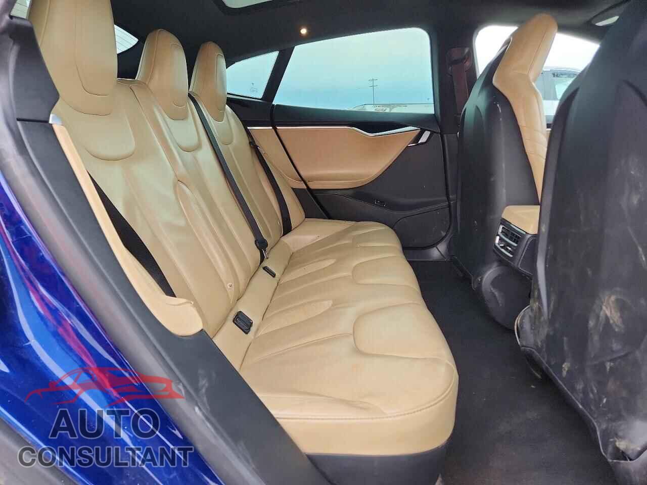 TESLA MODEL S 2015 - 5YJSA1S24FF089804