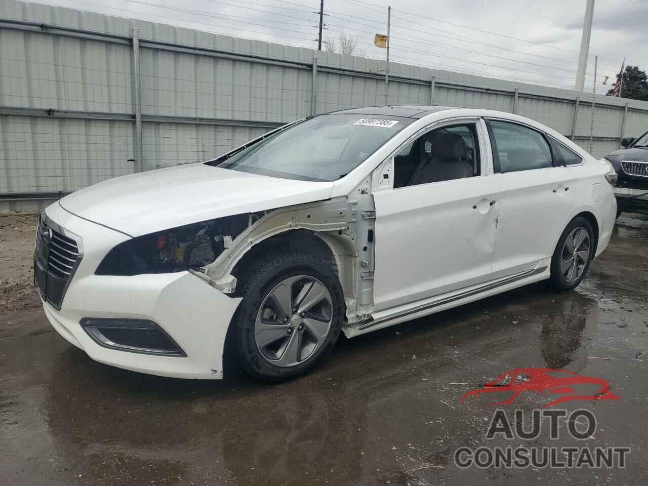 HYUNDAI SONATA 2016 - KMHE34L17GA033733