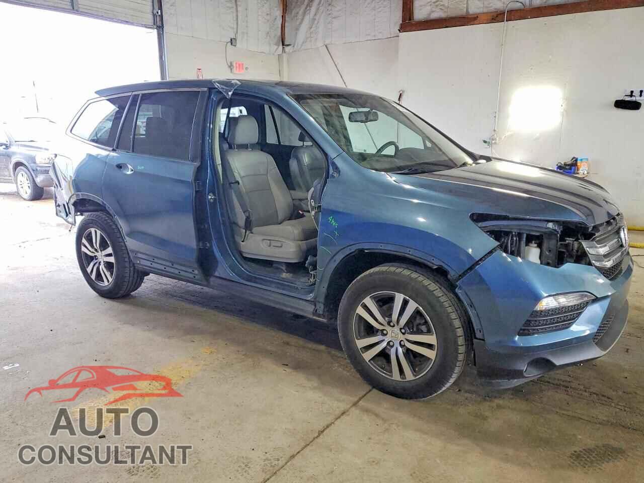 HONDA PILOT 2017 - 5FNYF6H52HB043420