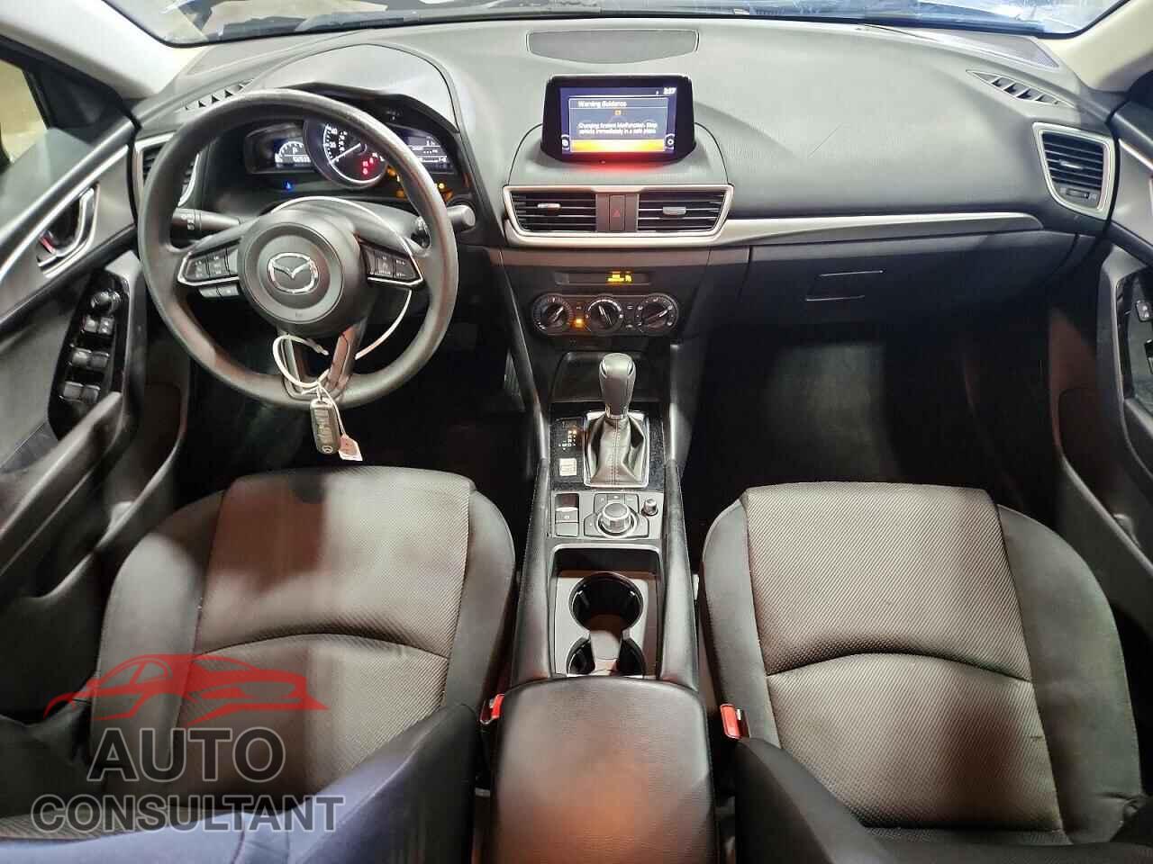 MAZDA 3 2017 - 3MZBN1U72HM104356