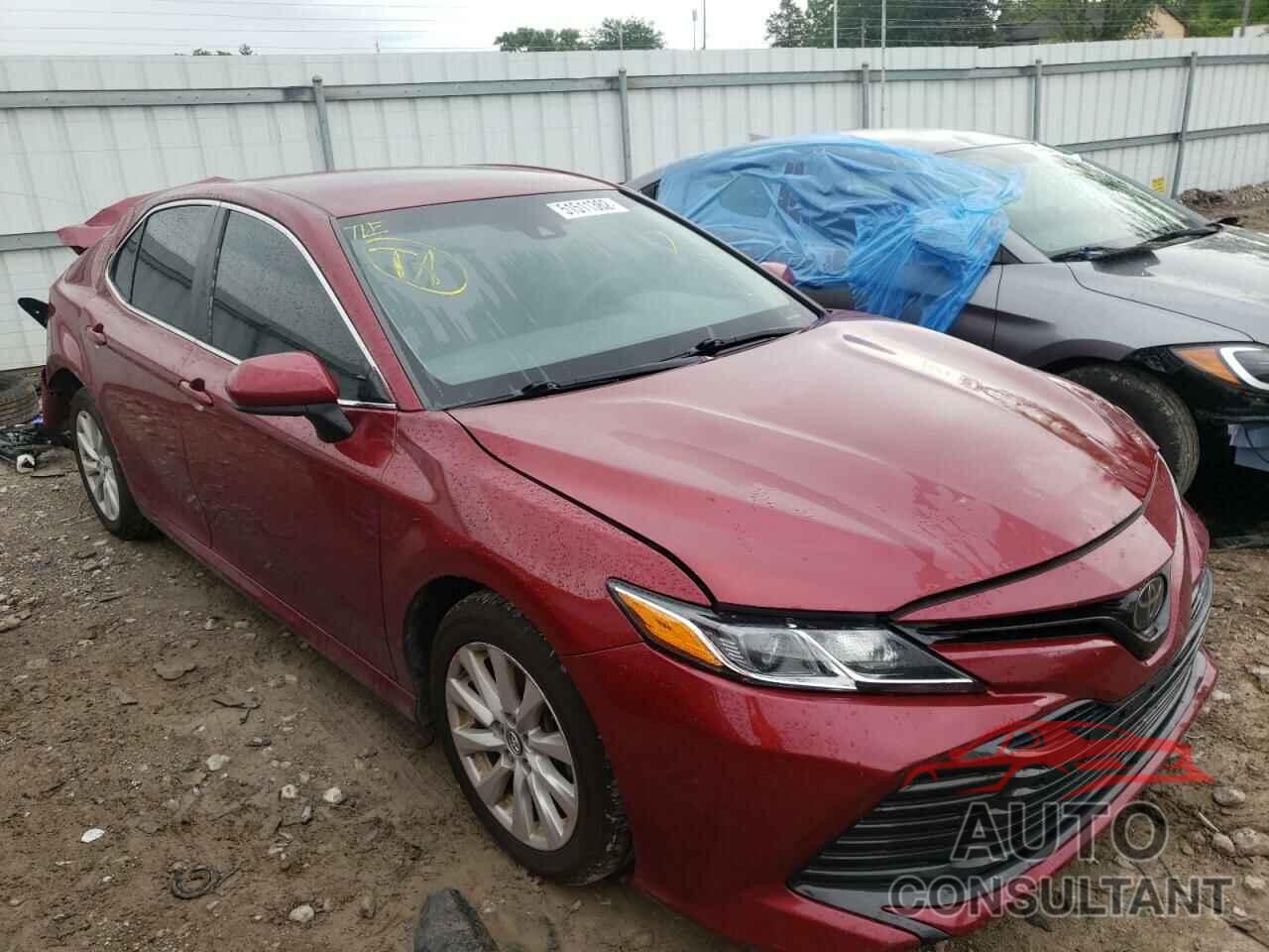 TOYOTA CAMRY 2018 - 4T1B11HK5JU567022