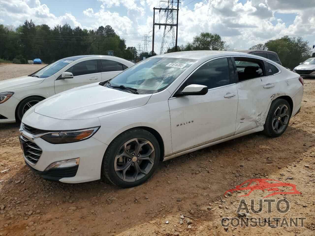 CHEVROLET MALIBU 2021 - 1G1ZD5ST8MF073628