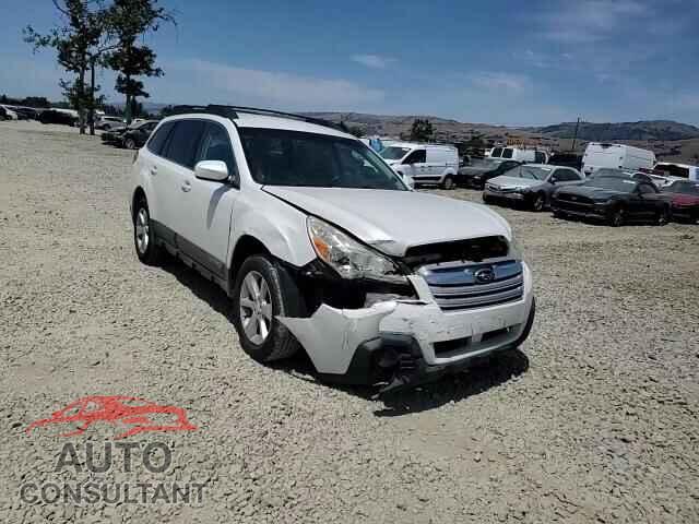 SUBARU OUTBACK 2013 - 4S4BRBCC1D3325076
