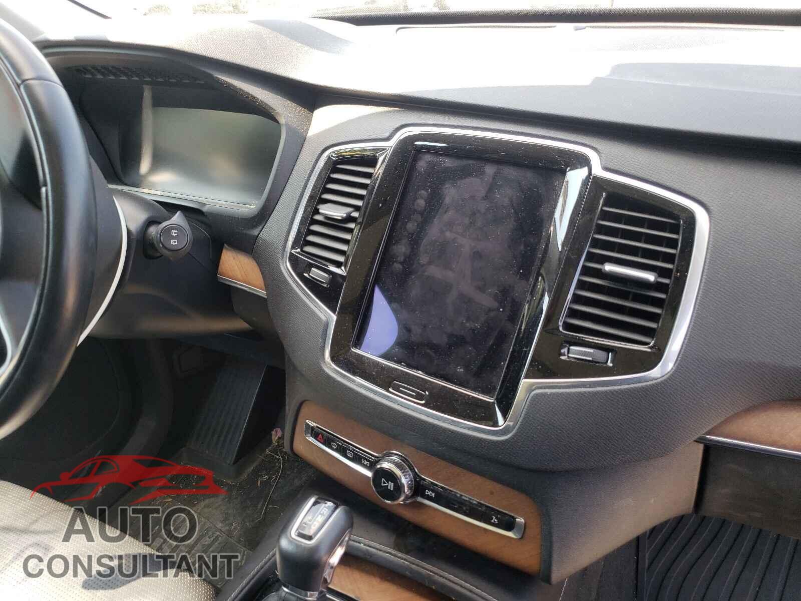 VOLVO XC90 2017 - YV4A22PL8H1176551