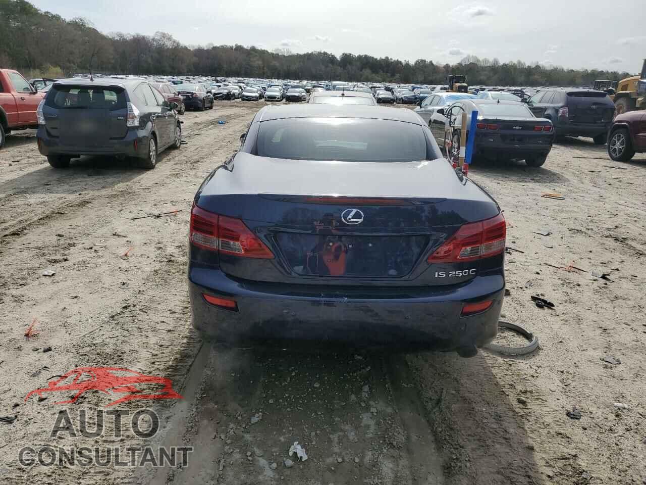 LEXUS IS 2011 - JTHFF2C20B2520593