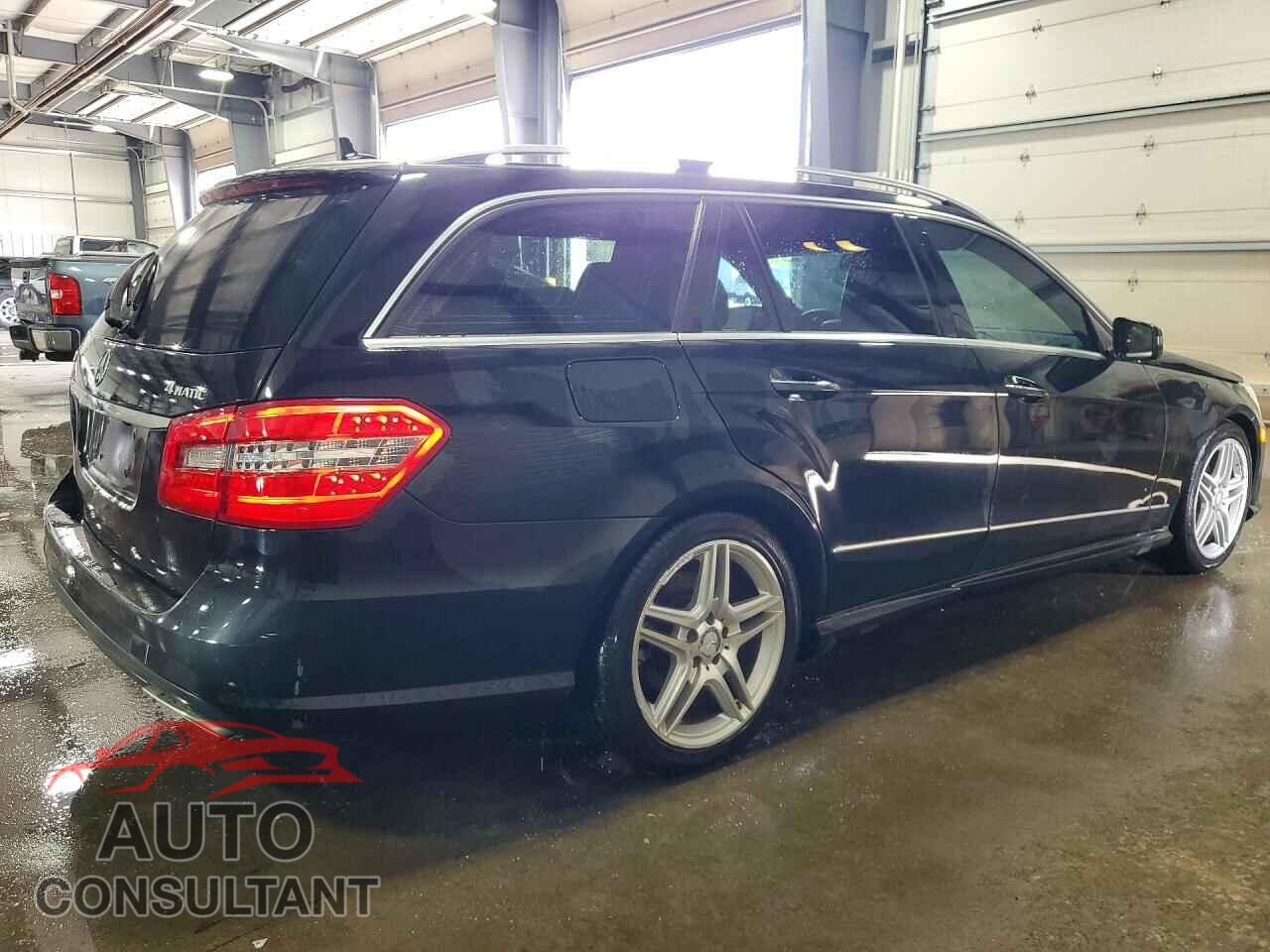 MERCEDES-BENZ E-CLASS 2011 - WDDHH8HB5BA390399