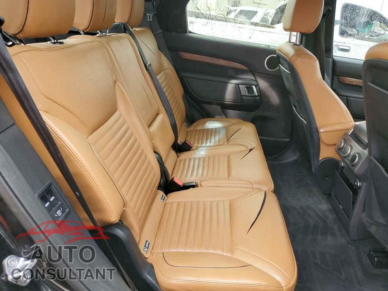 LAND ROVER DISCOVERY 2017 - SALRRBBK9HA043838